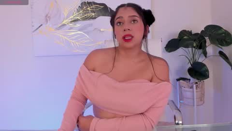 luna_cute14 online show from 02-26-26, 08:08