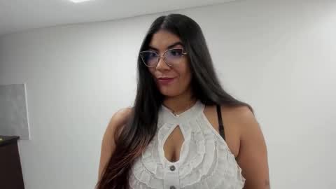 luna  online show from 10-03-25, 11:29