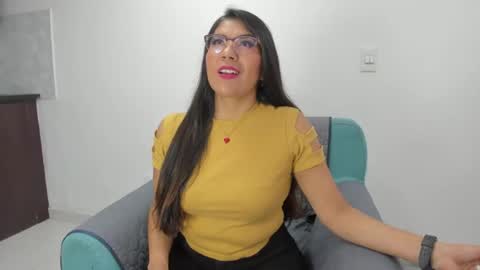 luna  online show from 07-04-26, 11:05
