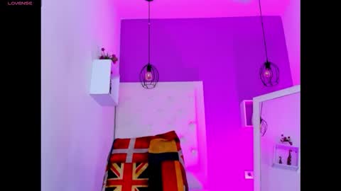 Luna online show from 02-06-26, 08:01