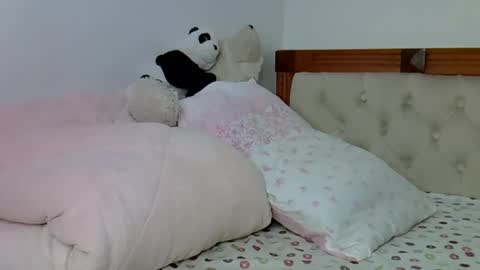 Snapshot of luna_empress chatting on 06-01-26, 09:16 maskedmalkia online show from 06-01-26, 09:16