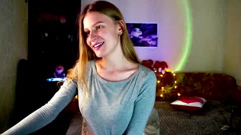 Snapshot of luna_evan chatting on 11-04-25, 10:14 luna_evan online show from 11-04-25, 10:14