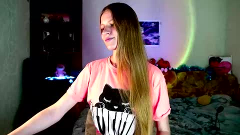 Snapshot of luna_evan chatting on 12-22-25, 12:35 luna_evan online show from 12-22-25, 12:35