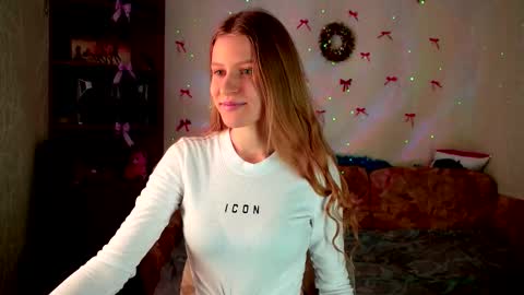 Snapshot of luna_evan chatting on 02-25-26, 09:19 luna_evan online show from 02-25-26, 09:19