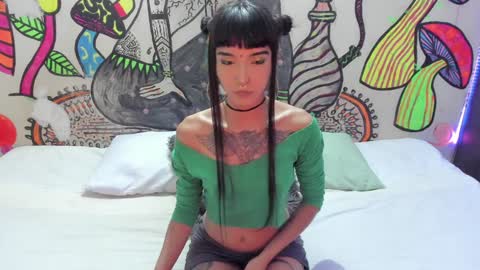 luna_gc online show from 12-16-24, 11:01