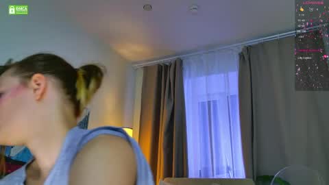 Luna online show from 04-23-26, 06:03