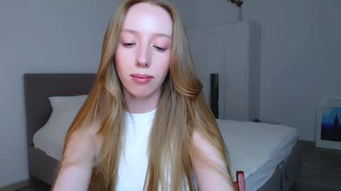 Luna online show from 12-14-24, 02:01