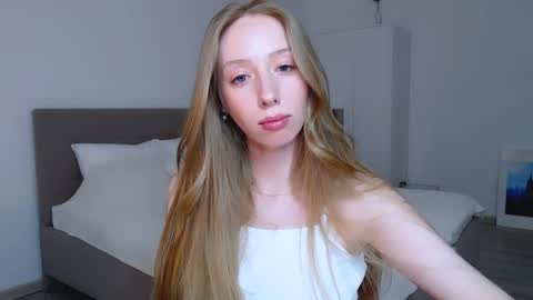 Snapshot of luna_insanity chatting on 01-13-25, 03:34 Luna online show from 01-13-25, 03:34