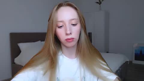 Snapshot of luna_insanity chatting on 02-03-25, 11:47 Luna online show from 02-03-25, 11:47