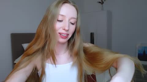 Snapshot of luna_insanity chatting on 02-10-25, 11:13 Luna online show from 02-10-25, 11:13