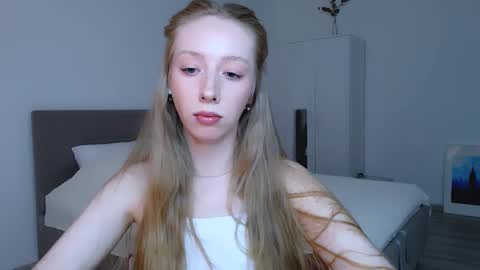 Snapshot of luna_insanity chatting on 02-20-25, 08:03 Luna online show from 02-20-25, 08:03