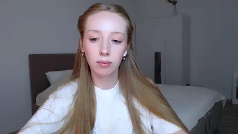 Luna online show from 03-07-25, 10:21