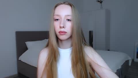 Snapshot of luna_insanity chatting on 03-10-25, 08:56 Luna online show from 03-10-25, 08:56