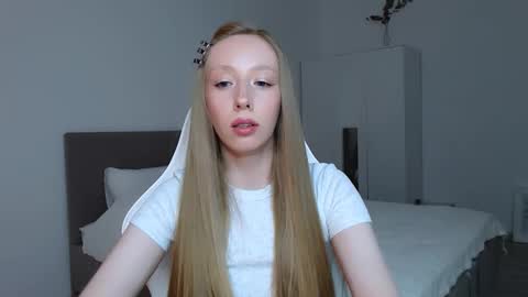 Luna online show from 09-16-25, 08:32