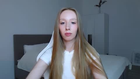 Luna online show from 09-17-25, 08:10