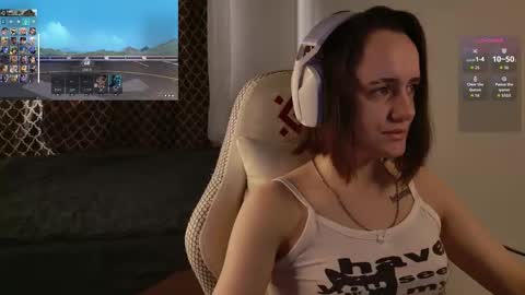 luna_loveeee online show from 10-08-25, 05:05