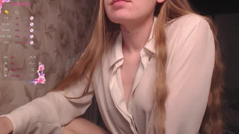 Snapshot of luna_loveisgood chatting on 02-12-26, 09:21 Luna online show from 02-12-26, 09:21