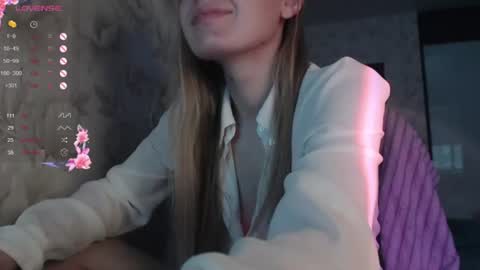 Luna online show from 07-04-26, 11:22