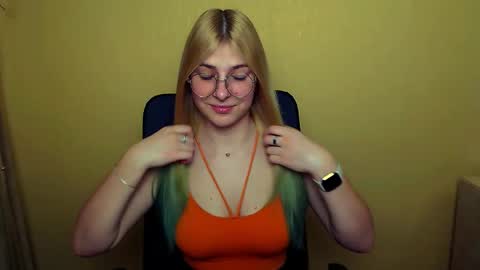 Luna online show from 02-07-25, 12:06