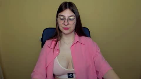 Luna online show from 03-30-26, 08:15