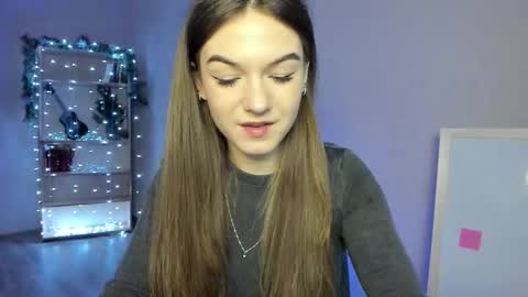 Luna online show from 12-18-25, 04:29