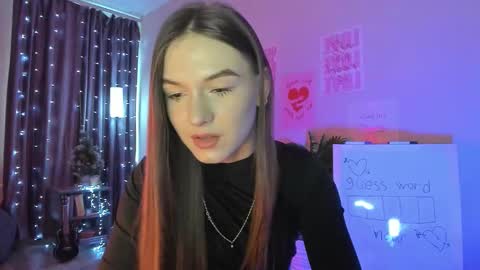 luna_lust_211 online show from 03-17-26, 04:17