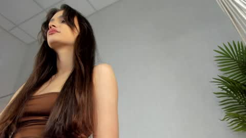 Adele online show from 03-23-26, 07:56