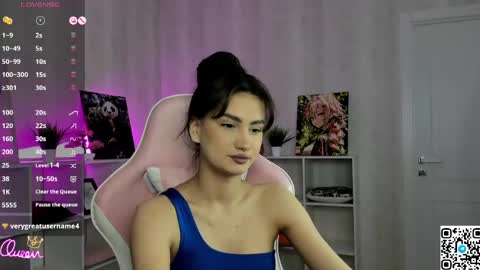 Snapshot of luna_mee chatting on 05-19-26, 01:56 Adele online show from 05-19-26, 01:56