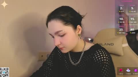 Luna online show from 04-24-26, 02:03