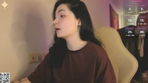 Luna online show from 05-17-26, 02:09