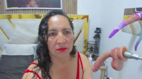 luna_naughty1 online show from 06-27-26, 11:04
