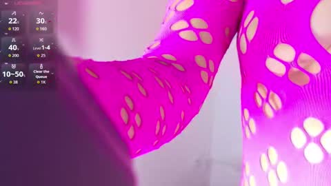 Snapshot of luna_ocampo chatting on 09-11-25, 10:43 online show from 09-11-25, 10:43