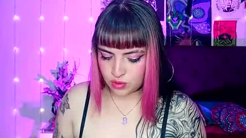 MISS LUNA  online show from 12-11-24, 02:52