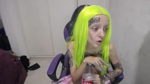 Luna online show from 12-27-24, 07:46