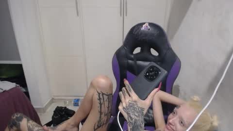 Luna online show from 01-31-25, 11:03