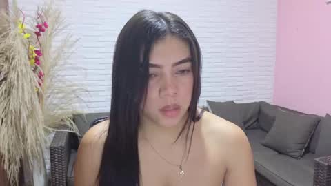 Snapshot of luna_rousse26 chatting on 06-05-26, 02:01 luna_rousse26 online show from 06-05-26, 02:01