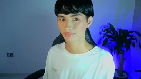 Snapshot of luna_stanford chatting on 11-19-25, 08:03 Luna Stanford online show from 11-19-25, 08:03