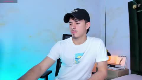 Snapshot of luna_stanford chatting on 12-15-25, 07:29 Luna Stanford online show from 12-15-25, 07:29