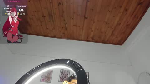 luna_velveth1 online show from 04-09-26, 10:31