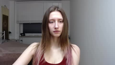 Snapshot of luna_xsensual chatting on 01-16-26, 06:39 L U N A online show from 01-16-26, 06:39