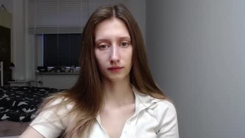 Snapshot of luna_xsensual chatting on 02-04-26, 06:41 L U N A online show from 02-04-26, 06:41