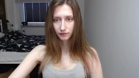 Snapshot of luna_xsensual chatting on 02-24-26, 01:42 L U N A online show from 02-24-26, 01:42