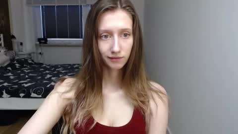 Snapshot of luna_xsensual chatting on 02-25-26, 06:56 L U N A online show from 02-25-26, 06:56