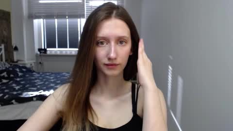 Snapshot of luna_xsensual chatting on 03-04-26, 06:52 L U N A online show from 03-04-26, 06:52