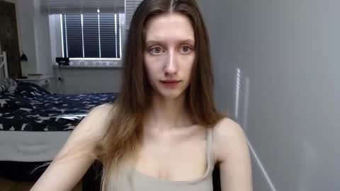 Snapshot of luna_xsensual chatting on 03-05-26, 06:42 L U N A online show from 03-05-26, 06:42