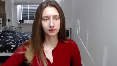 Snapshot of luna_xsensual chatting on 03-09-26, 06:28 L U N A online show from 03-09-26, 06:28