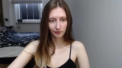 Snapshot of luna_xsensual chatting on 03-11-26, 07:03 L U N A online show from 03-11-26, 07:03