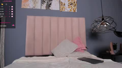 Luna  online show from 12-15-24, 05:10