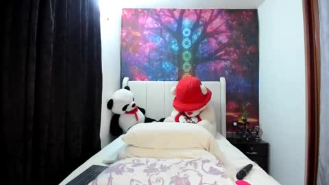 Snapshot of lunaa_mayerr chatting on 10-01-25, 01:44 lunaa mayer online show from 10-01-25, 01:44