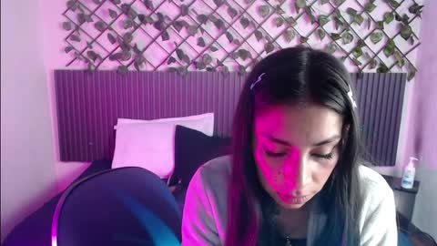 Snapshot of lunaaa_07 chatting on 04-09-26, 10:53 lunaaa_07 online show from 04-09-26, 10:53